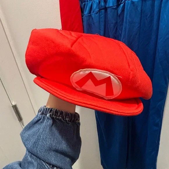 Super Mario Kids Costume - Blue and Red - Picture 4 of 6